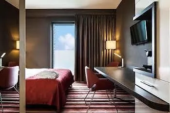 Western Grand Winston 4* Рейсвейк