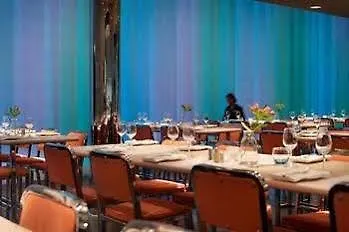 Western Grand Winston מלון 4*