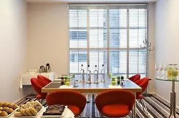 מלון Western Grand Winston