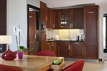 מלון Western Grand Winston