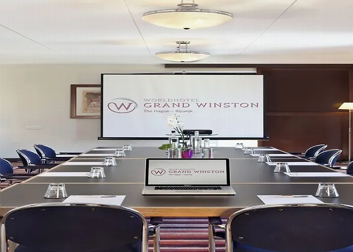 Western Grand Winston Hotel 4*